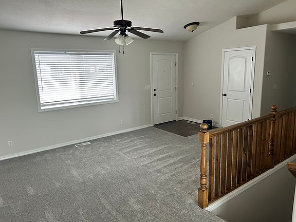 3rd image of 2920 Sunlight Dr