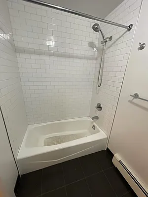 Rented by 18 REALTY | media 19