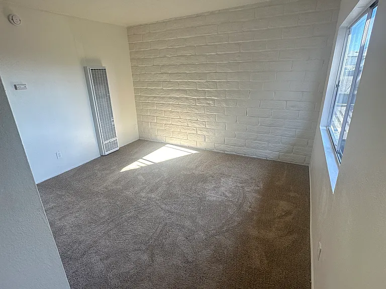 265-67 La Veta Ave #B — Photo 5