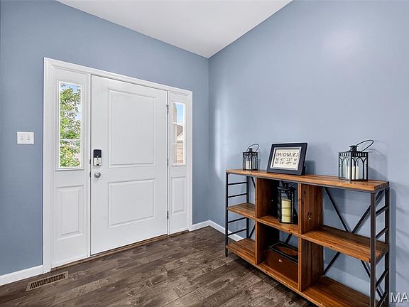 4th image of 1649 Willowbrooke Manors Ct