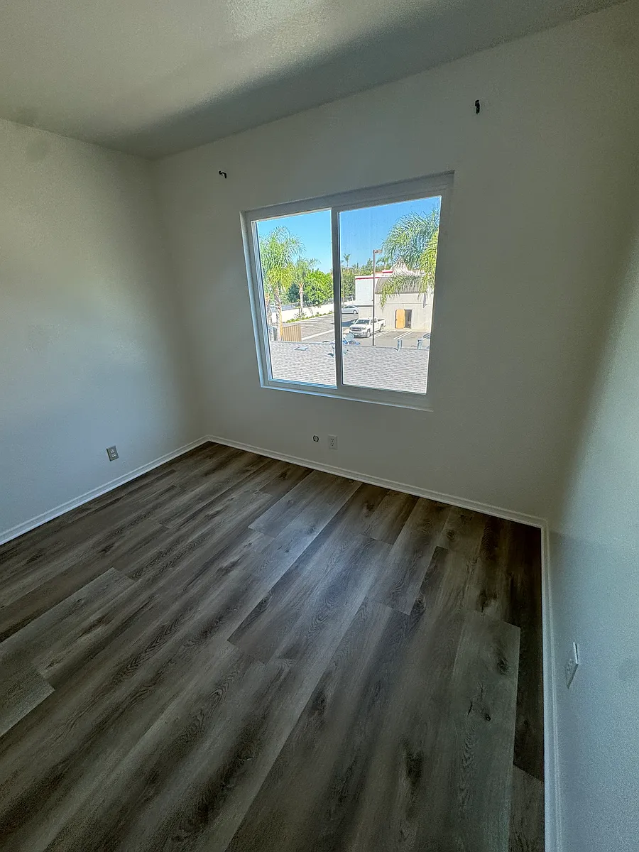 Building Photo - 210 S Lyon St #6