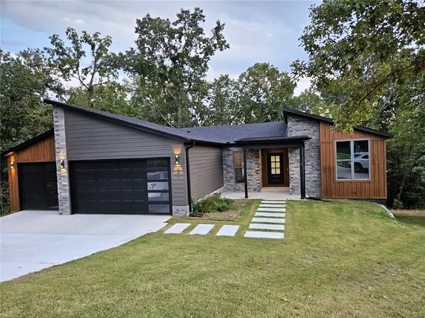 3 Darten Cir, Bella Vista, AR 72714