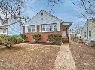 14 Bond St, Freehold, NJ 07728