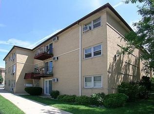 8760 W Berwyn Ave, Chicago, IL 60656