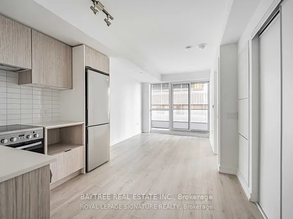 395 Bloor St E, Toronto, ON