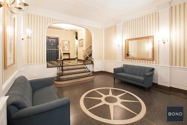 Rented by Bond New York | media 8