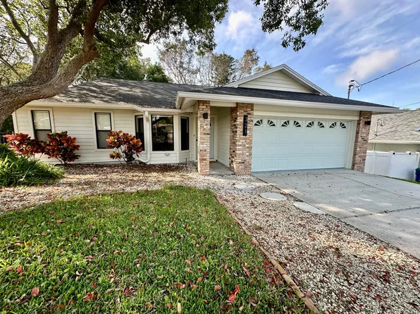 321 Ridge Rd, Palm Harbor, FL 34683