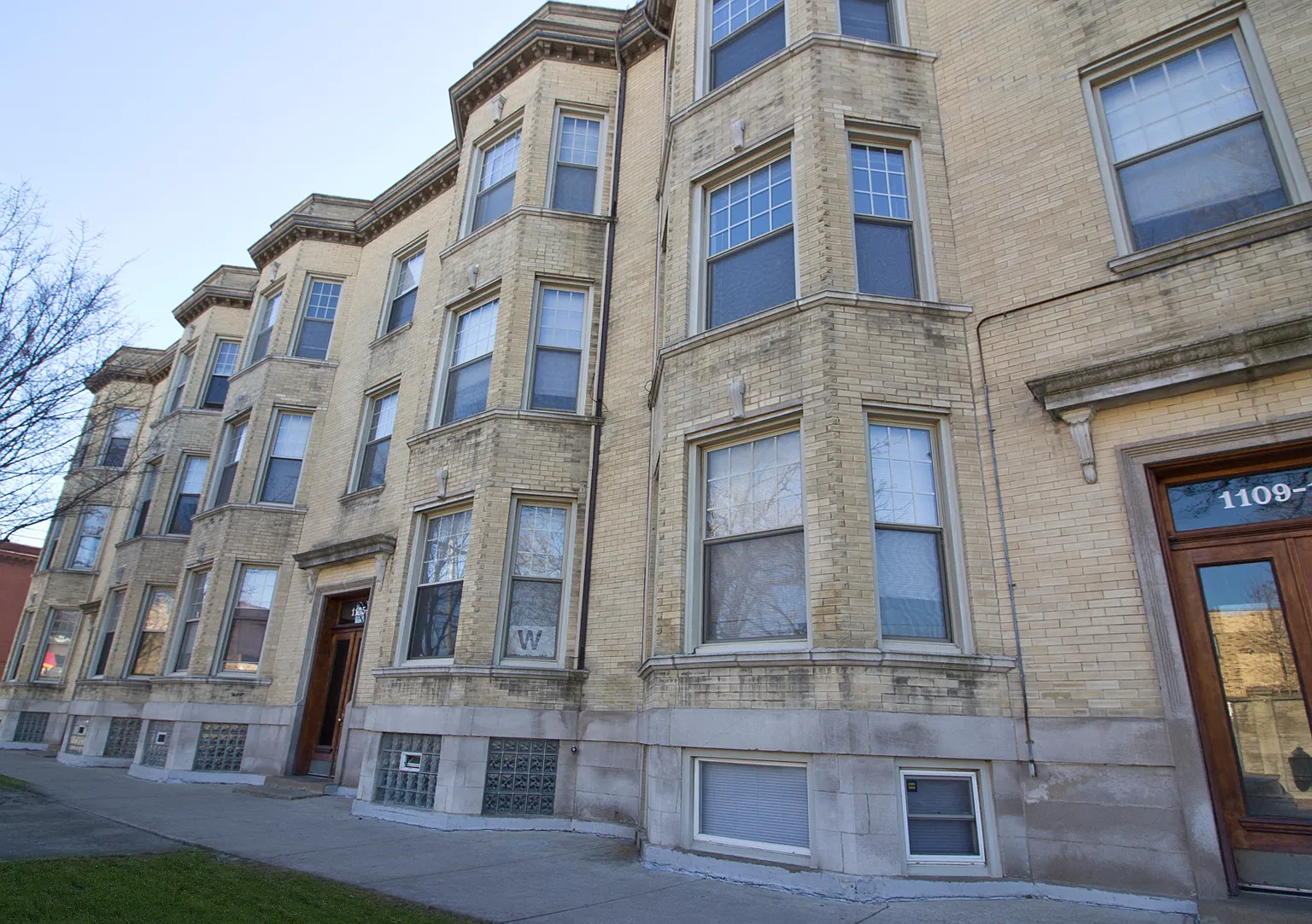 1101-11 W. Grace St. — Photo 2