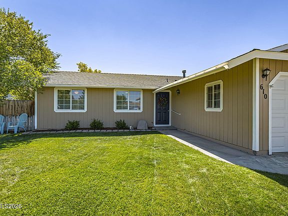 3rd image of 610 Victoria Ct
