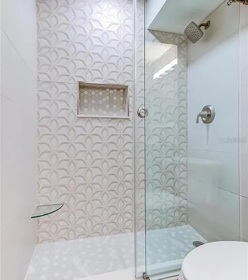 51 Island Way #104 — Photo 26