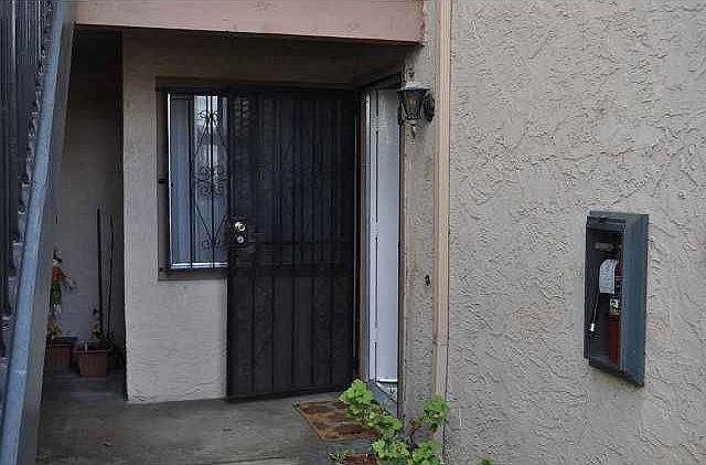 1st image of 855 W San Ysidro Blvd Unit 3