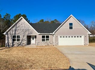 132 Highland Dr, Madisonville, TN 37354