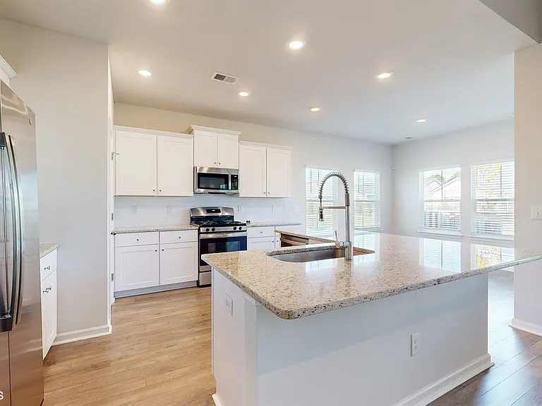 163 Barwick Dr NW — Photo 10