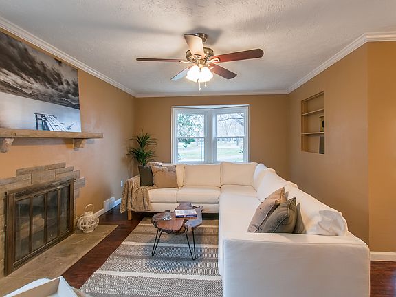 4th image of 722 Acorn Dr