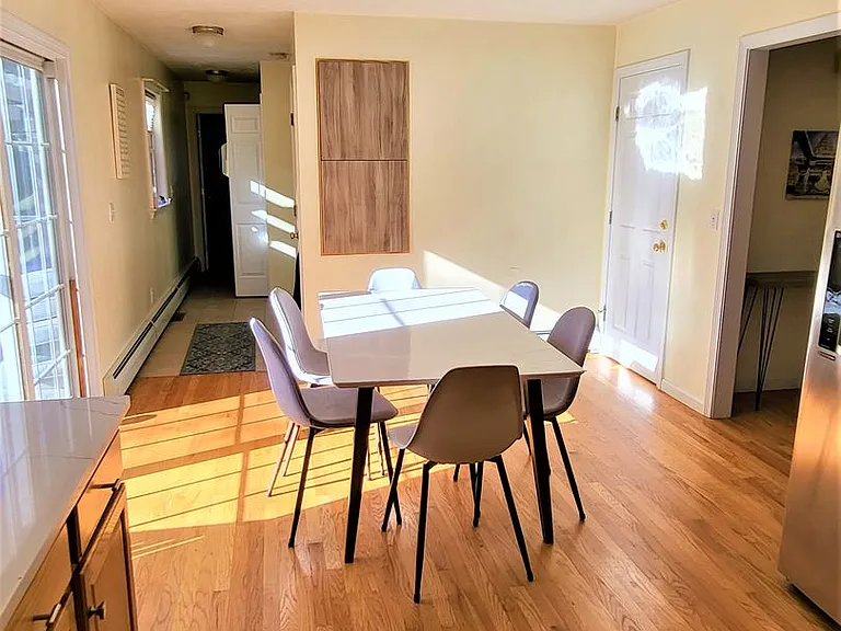 21 Hines Rd — Photo 6