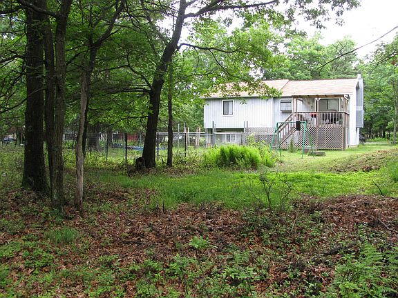 3rd image of 114 Huffman Cir