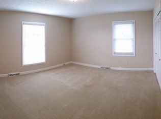 725 Pleasant Valley Rd #B, Owensboro, KY 42303