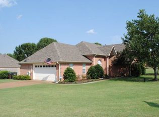 7708 Shadow Bend Ln, Arlington, TN 38002