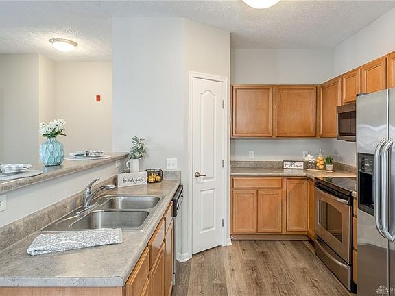 5th image of 2636 Harding Ct APT H