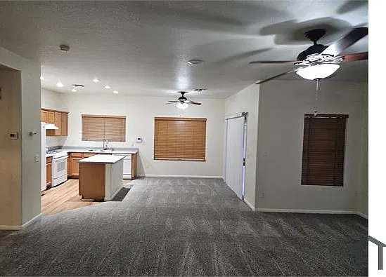 3 bed, 1400 sqft, $2,200 — Photo 2