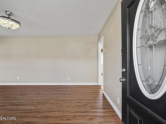3rd image of 4316 Felty Dr