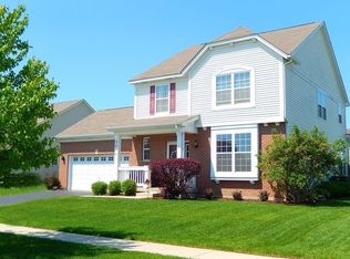 2211 Celerity Dr, Sycamore, IL 60178