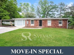 6690 Dorian Dr, Union City, GA 30291