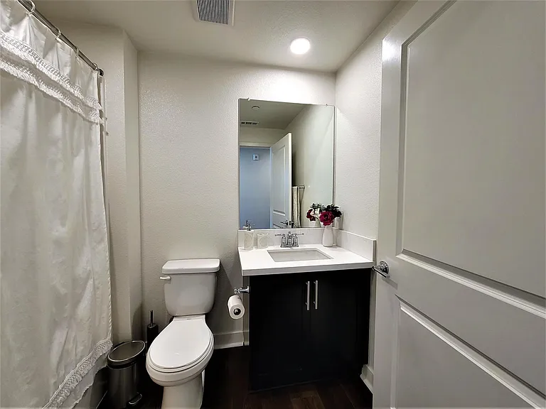 2820 Wagon Wheel Rd #402 — Photo 18