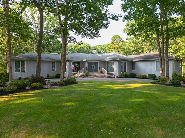 352 Alloway Friesburg Rd., Alloway, NJ 08001