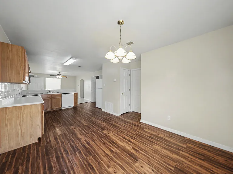 2307 Terrace Dr, Killeen — Photo 10