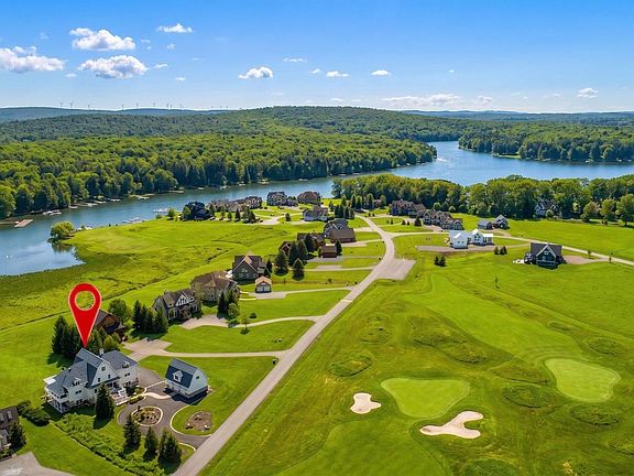 2nd image of 282 Lakefront Links Dr