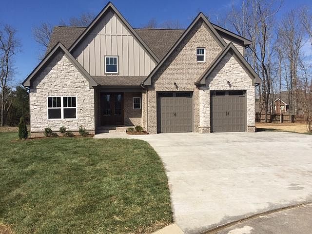 1st image of 2813 Ashwood Dr Unit 8