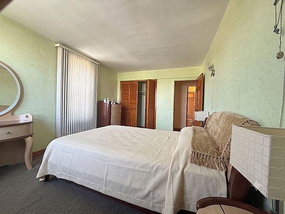 4th image of 3090 Voorhies Ave APT 5H