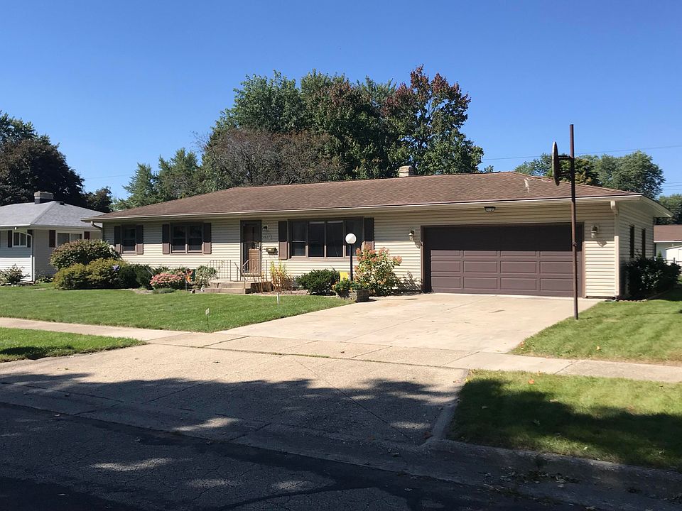 1st image of 1527 N Sumac Dr