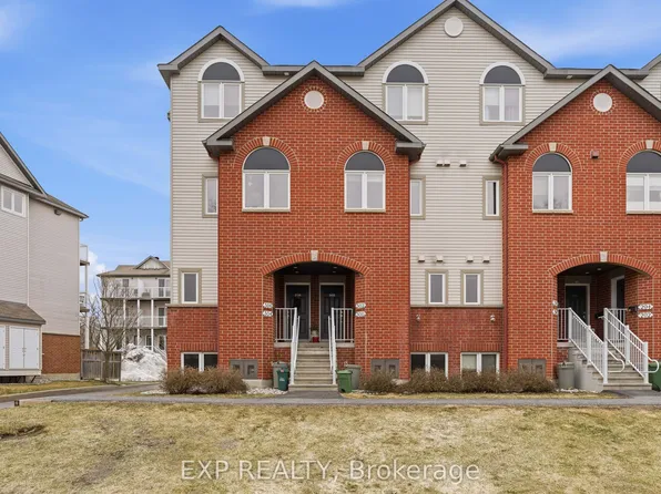 300 London Ter, Ottawa, ON K1K 2W2