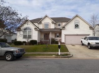 8001 Gresham Trace Ln, Raleigh, NC 27615