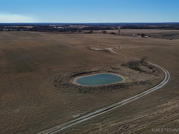 3rd image of 2 Keller Rd