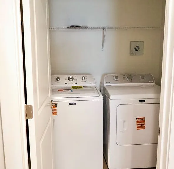The Current Apartments — Photo 24