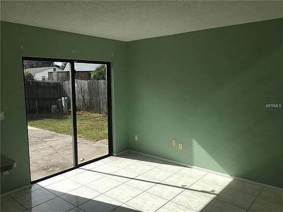 5th image of 424 Evergreen Dr