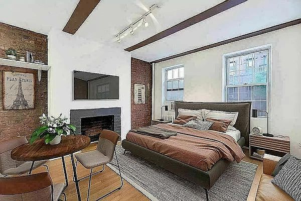 1st image of 224 Sullivan St APT E1