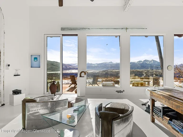 2103 Ten Peaks Mesa Rd — Photo 15