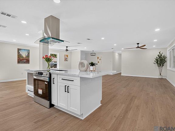 2nd image of 206 Alello Dr