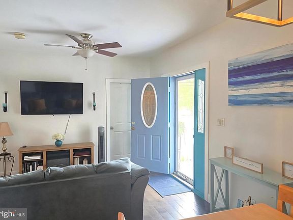 5th image of 300 N Orchard Rd