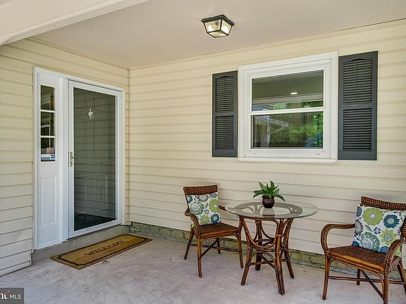 3rd image of 4765 Tapestry Dr