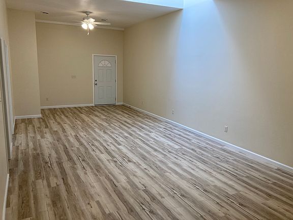 4th image of 51 E Main St #4