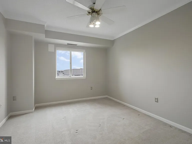 1211 S Eads St #1704 — Photo 18