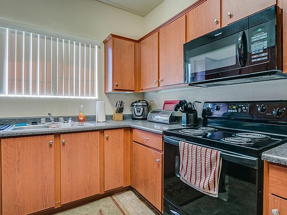 4th image of 1941 S Pierpont APT 2060