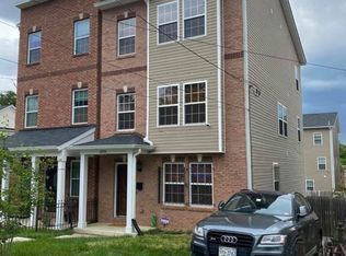 4292 S Capitol Ter SW, Washington, DC 20032