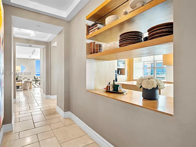 5801 Collins Ave #Penthouse 1600 — Photo 59