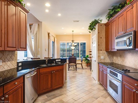 5th image of 28600 San Galgano Way